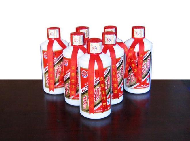 窖池空了，錢包鼓了 茅臺鎮淘汰賽背后的消費革命